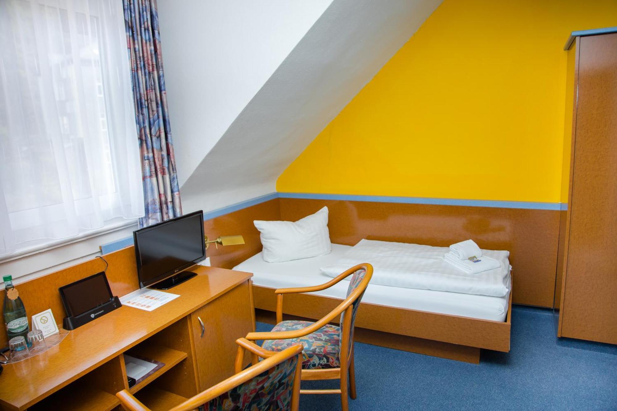 Waldhotel Friedrichroda Exterior photo