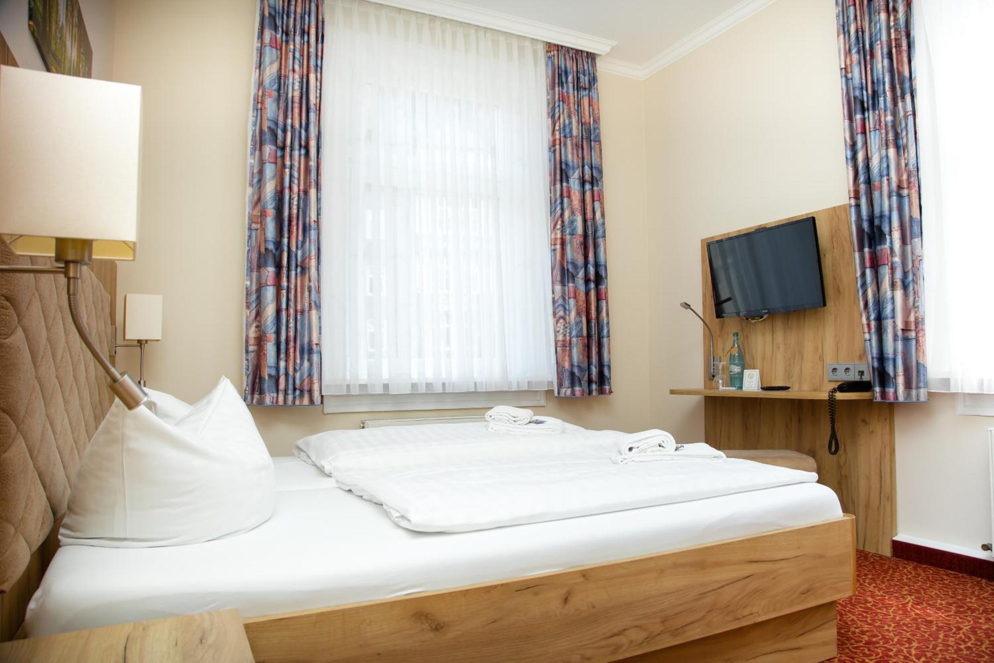 Waldhotel Friedrichroda Exterior photo