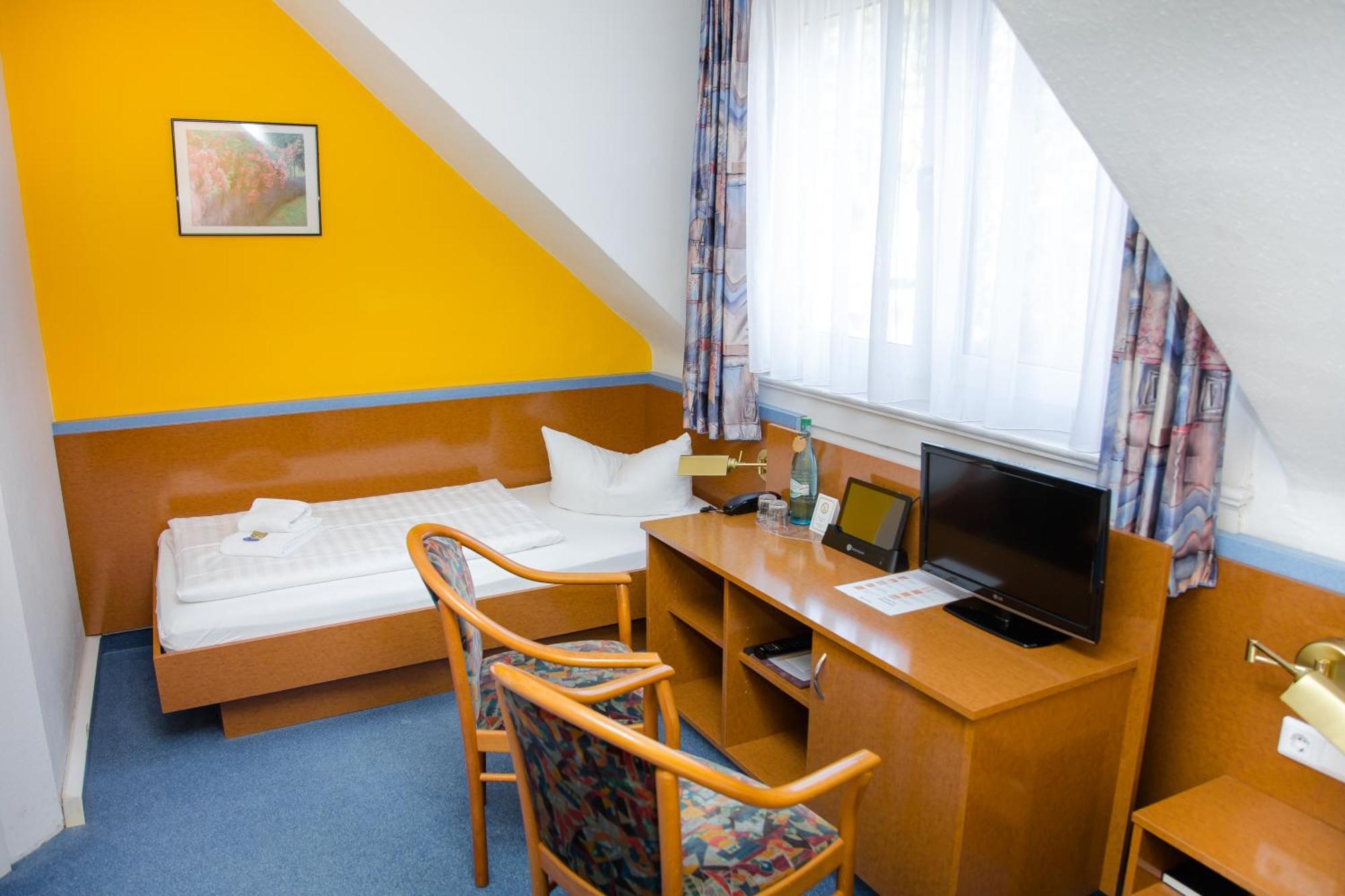 Waldhotel Friedrichroda Exterior photo