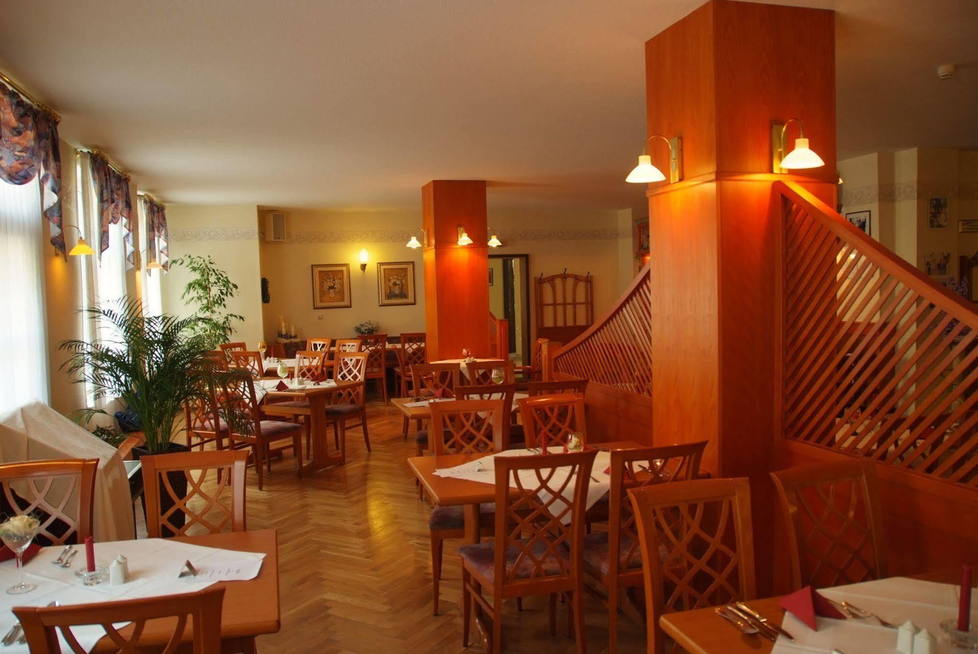 Waldhotel Friedrichroda Exterior photo